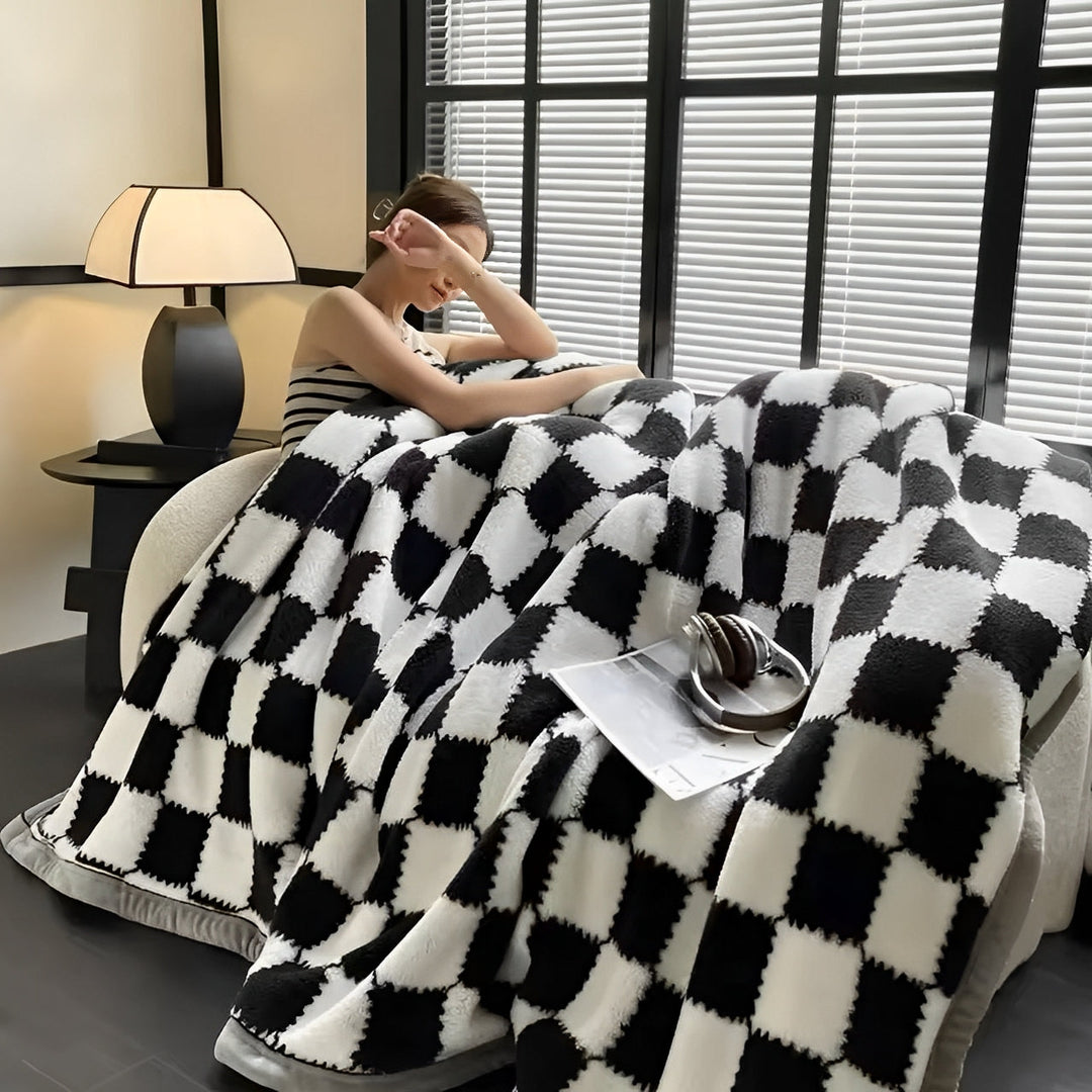 Maines | Luxe Throw Blanket