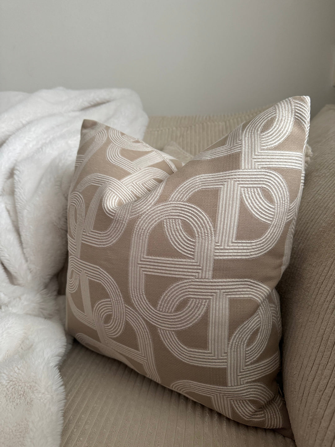 Luxury Cushion Cover - Loefey